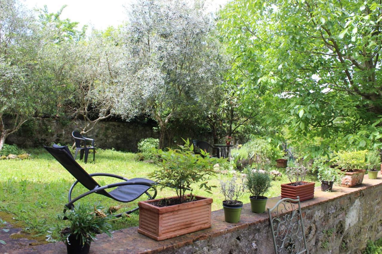 Guest House Il Giardino Colle Val D'Elsa Exteriör bild